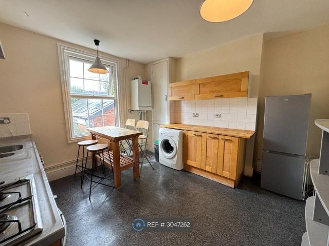 House for rent in Katesgrove, Reading