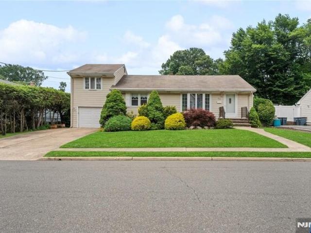 House for sale in Township Of Washington, New Jersey