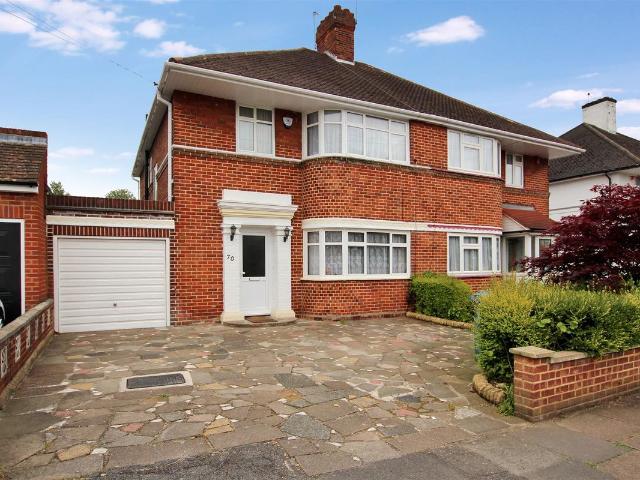 House for rent in Canons Park, Greater London