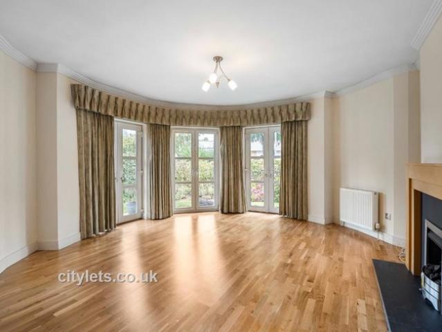 Flat for rent in Mortonhall, Scotland