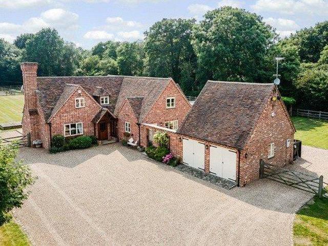 House for rent in Binfield