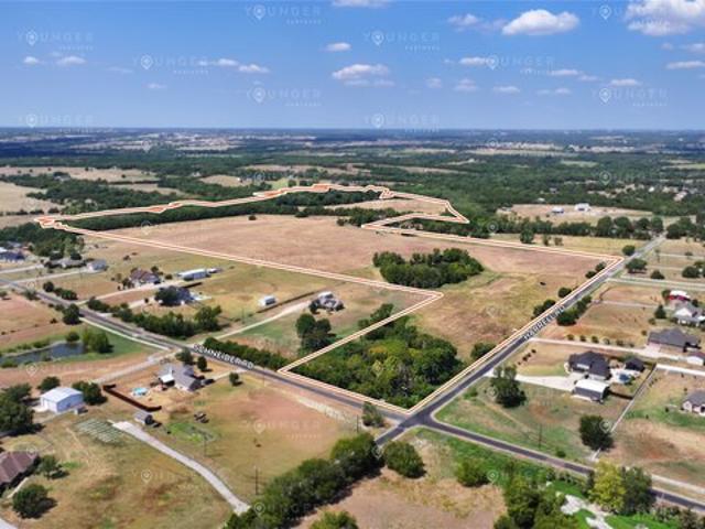 Land for sale in Howe, Grayson County