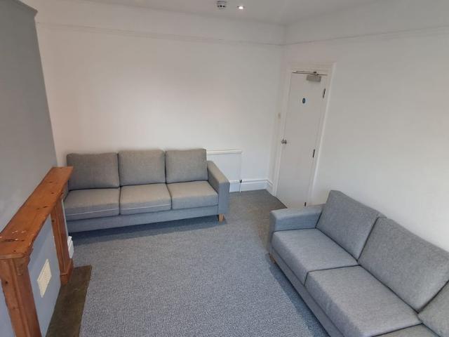 House for rent in Newtown, Exeter