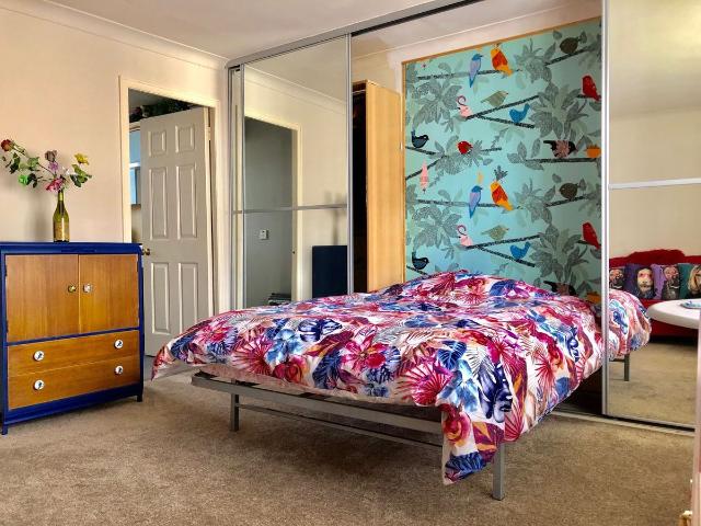 Studio for rent in Queen's Park, Brighton