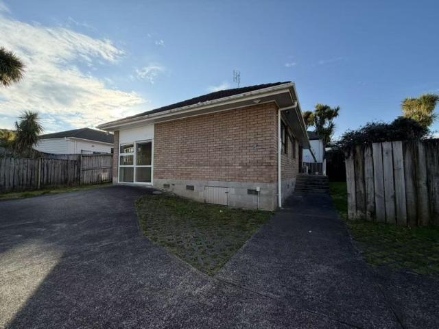 Apartment for rent in Howick Central, Howick