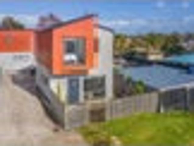 Townhouse for rent in Howick