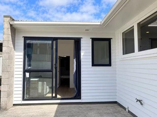 Apartment for rent in Howick Central, Howick