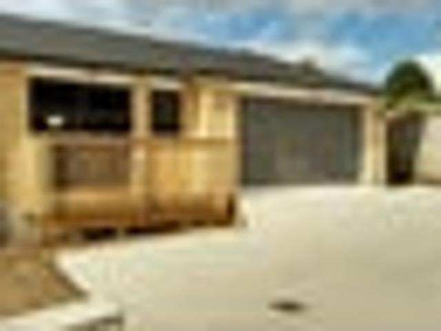 House for rent in Howick West, Howick