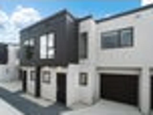 Townhouse for rent in Howick