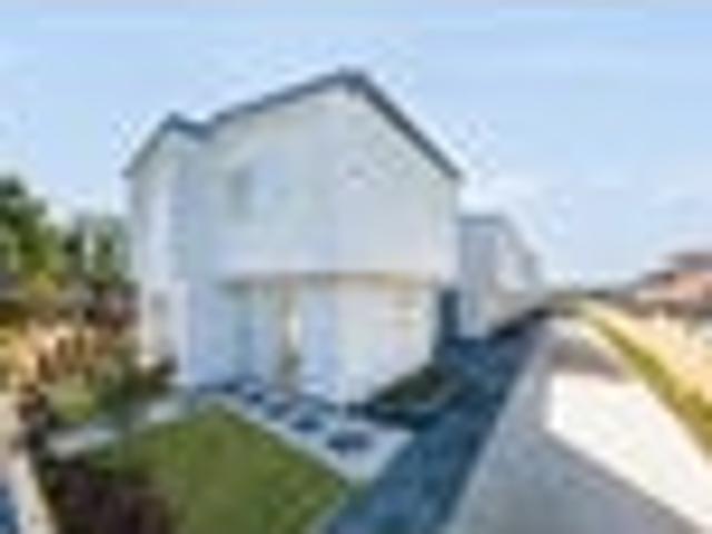 Townhouse for rent in Howick, Oroua County