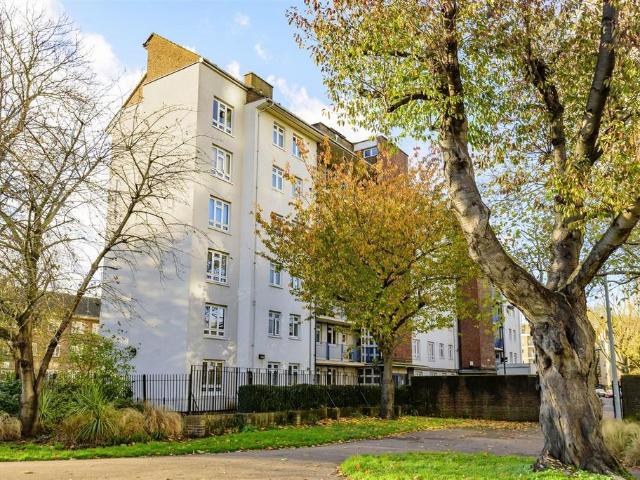 Apartment for rent in Rotherhithe, Greater London