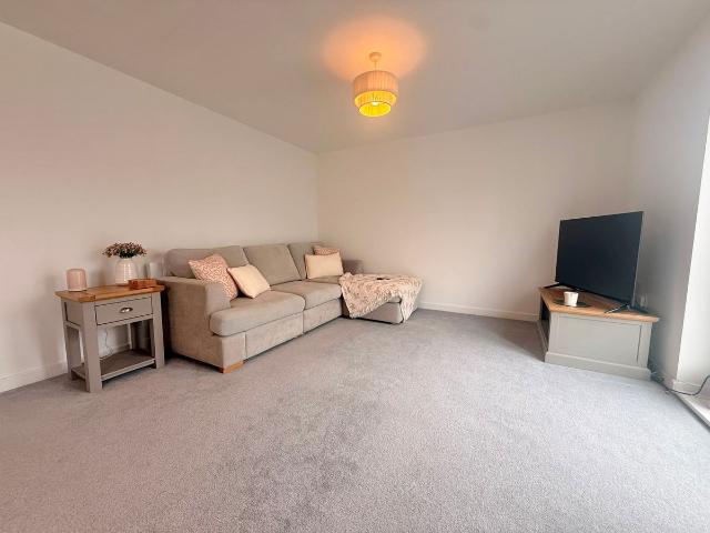 Apartment for rent in Churwell, West Yorkshire