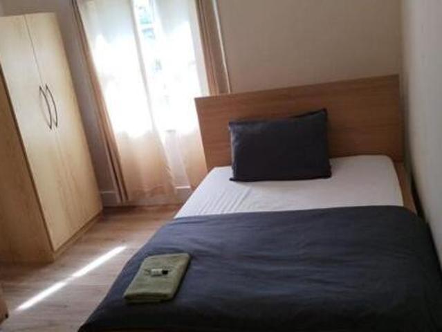 House for rent in Lyons, Greater London
