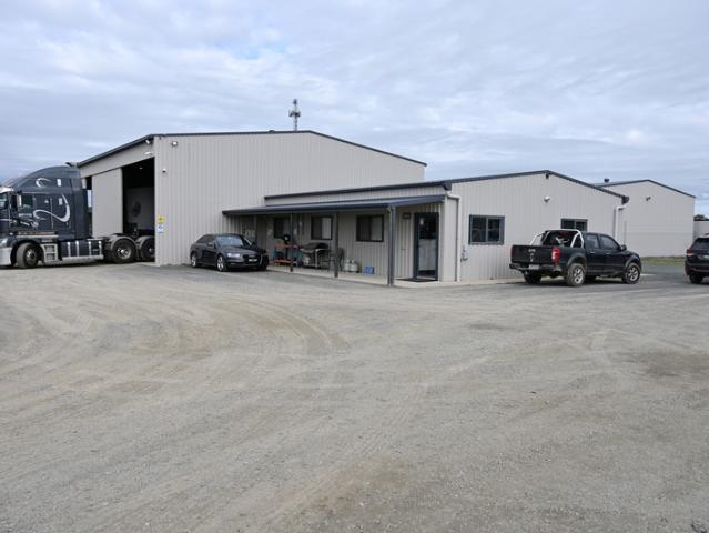 Warehouse for rent in Howlong, New South Wales