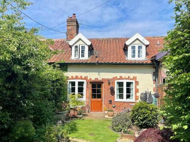 House for sale in Bedingfield, Suffolk