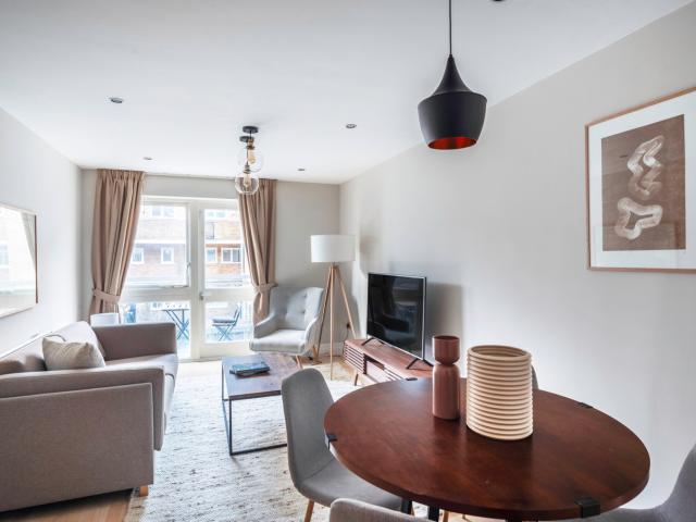 Apartment for rent in London, Isle Of Man