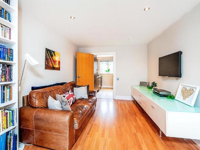 Apartment for rent in Shoreditch, Greater London