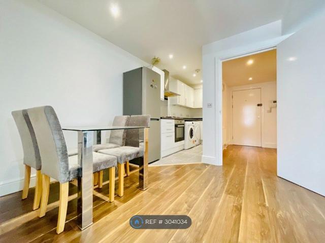 Apartment for rent in London Borough of Hackney, Greater London