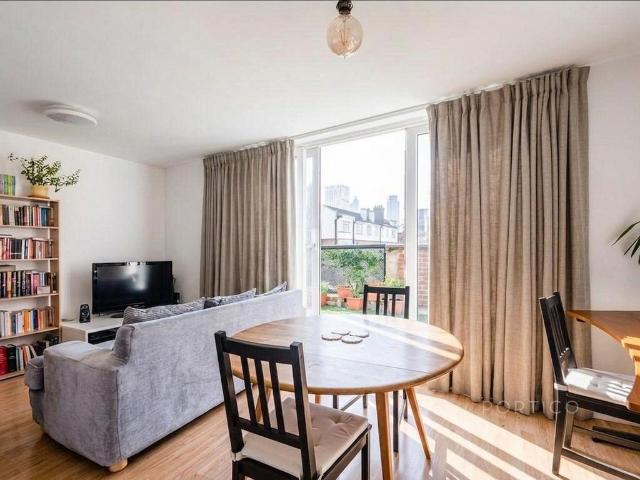 Apartment for rent in Shoreditch, Greater London