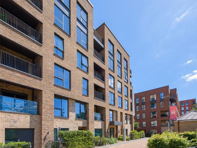 Apartment for rent in Colindale, Greater London