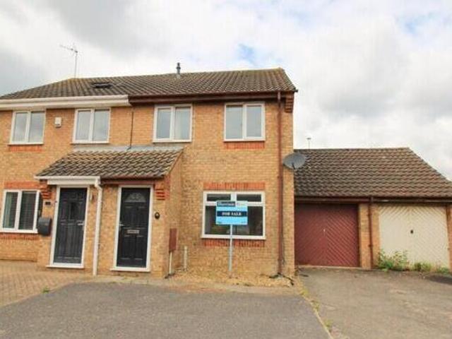 House for sale in Hampton Green, Cambridgeshire