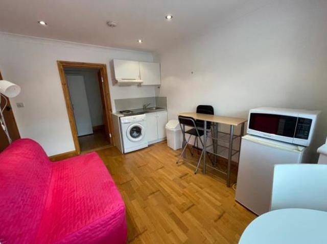 Apartment for rent in London Borough of Ealing, Greater London