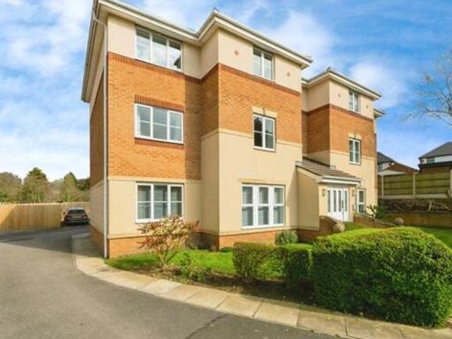 House for sale in Hoyland Common, South Yorkshire