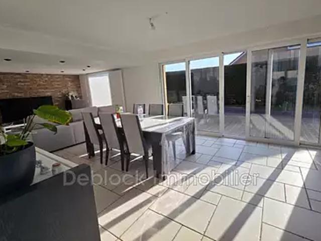 Maison vente à Dunkerque, Hoymille