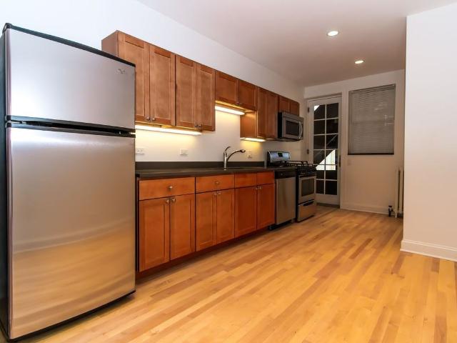Apartment for rent in Chicago Park, Illinois