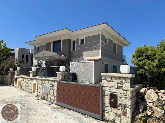 Çeşme, İzmir içerisinde kiralık Villa