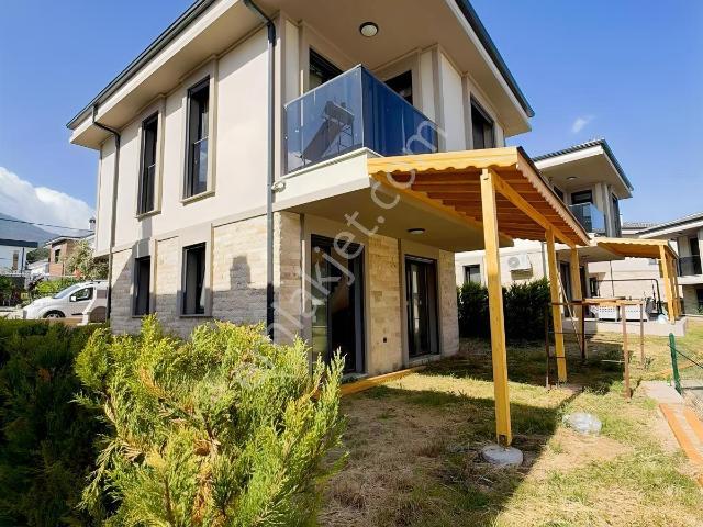 Güzelçamlı Mahallesi, Kuşadası içerisinde satılık Villa