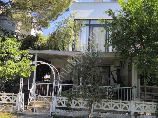 Güzelçamlı Mahallesi, Kuşadası içerisinde satılık Villa