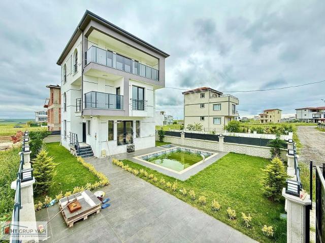 Marmaraereğlisi, Tekirdağ içerisinde satılık Villa