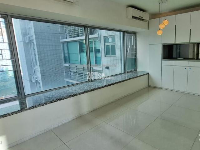 位於 荃灣 Tsuen Wan, 香港 Hong Kong, 提供 出售 的 公寓