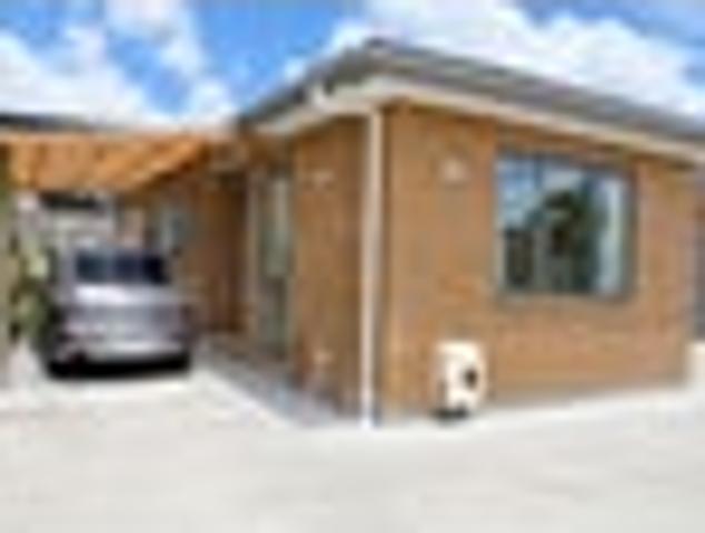 Townhouse for rent in Matua Subdivision, Rodney