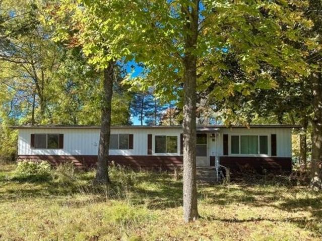 Property for sale in Hubbard Lake, Michigan