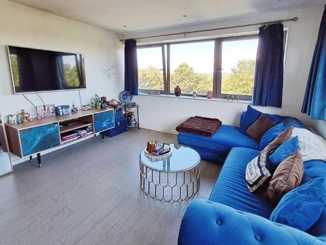 Apartment for rent in Navestock Side, Essex