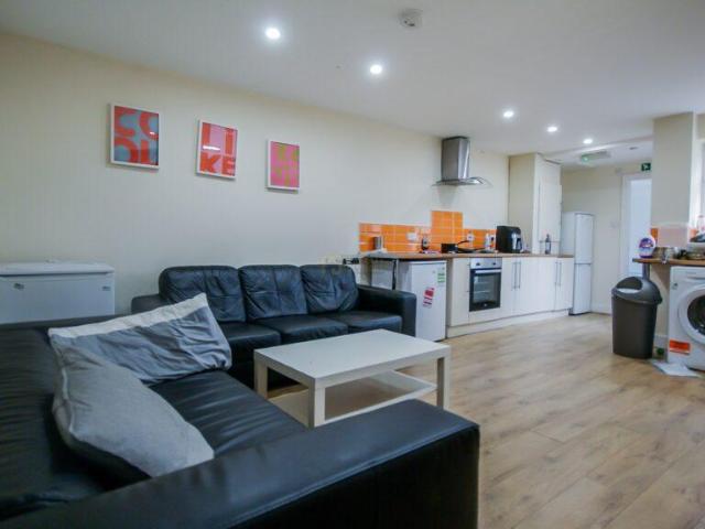 House for rent in Metchley, Birmingham