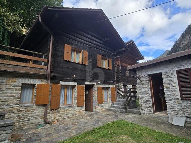 Haus kaufen in Biasca, Tessin