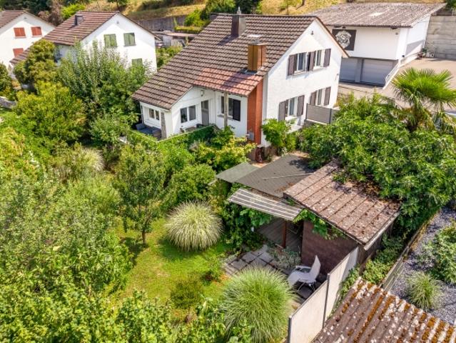 Einfamilienhaus kaufen in Döttingen, Aargau