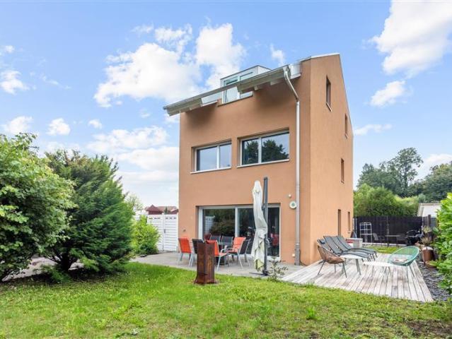 Reihenfamilienhaus kaufen in Cudrefin, Waadt