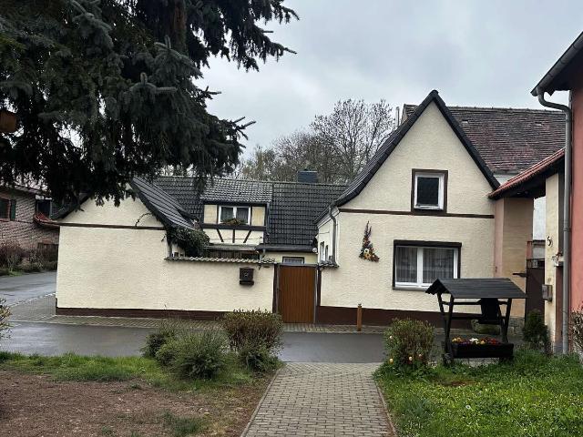 Haus kaufen in Kößlitz-Wiedebach, Weißenfels