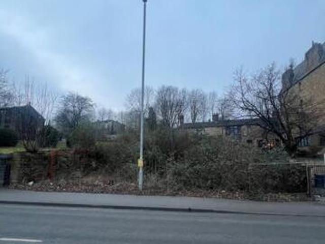 House for sale in Dewsbury, West Yorkshire