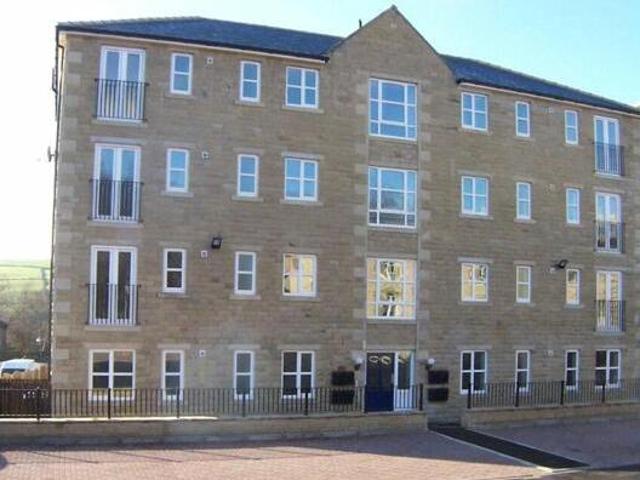 House for sale in Lower Hopton, Mirfield