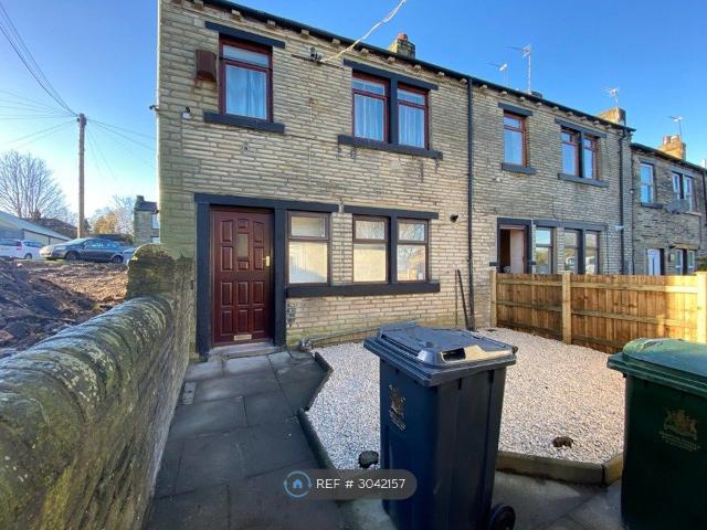 House for rent in Lower Wyke, West Yorkshire