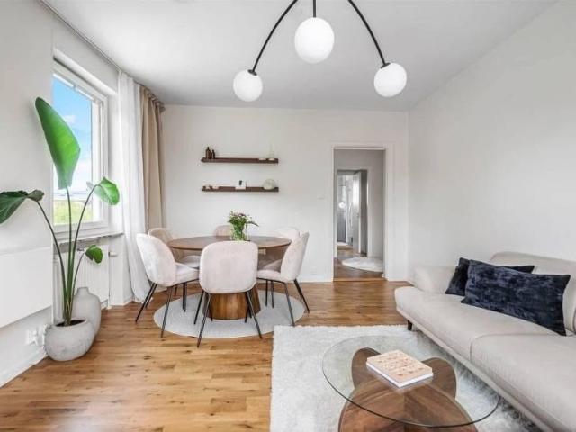 Lägenhet hyra i Kvarnbergsplan, Huddinge