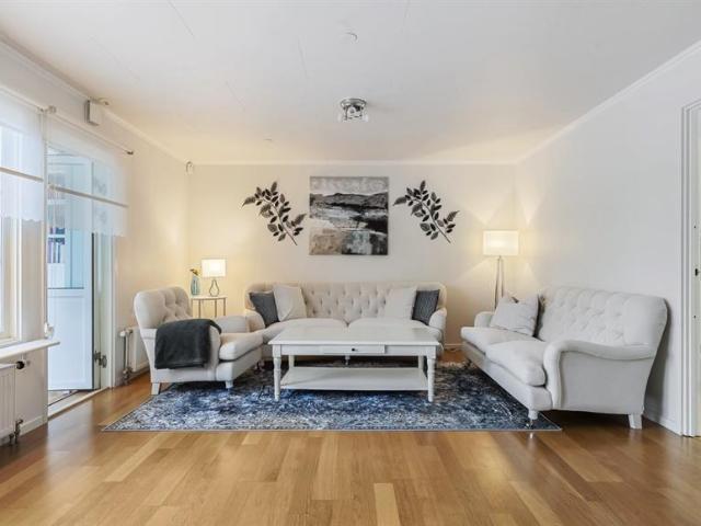 Lägenhet hyra i Huddinge, Stockholm