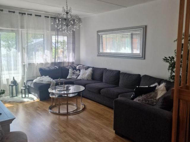Hus hyra i Huddinge, Stockholm