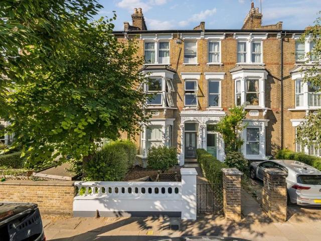 Apartment for rent in Archway, Greater London