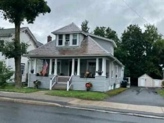 House for sale in Saratoga, New York